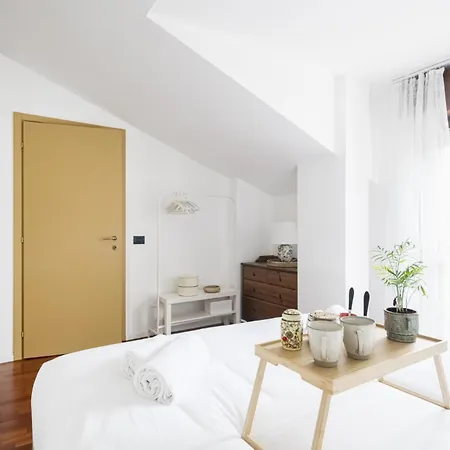 Easylife -accogliente Unita Su Due Livelli A Isola Apartament Mediolan